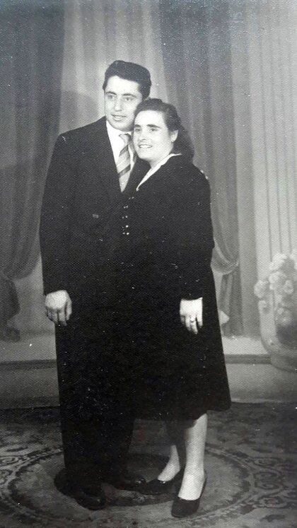 Juan y Violetta, recién casados en 1950