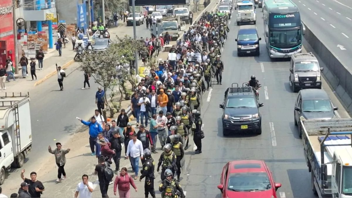 Lima Norte es una de las zonas más golpeadas por el paro de transportistas. Foto: Andina