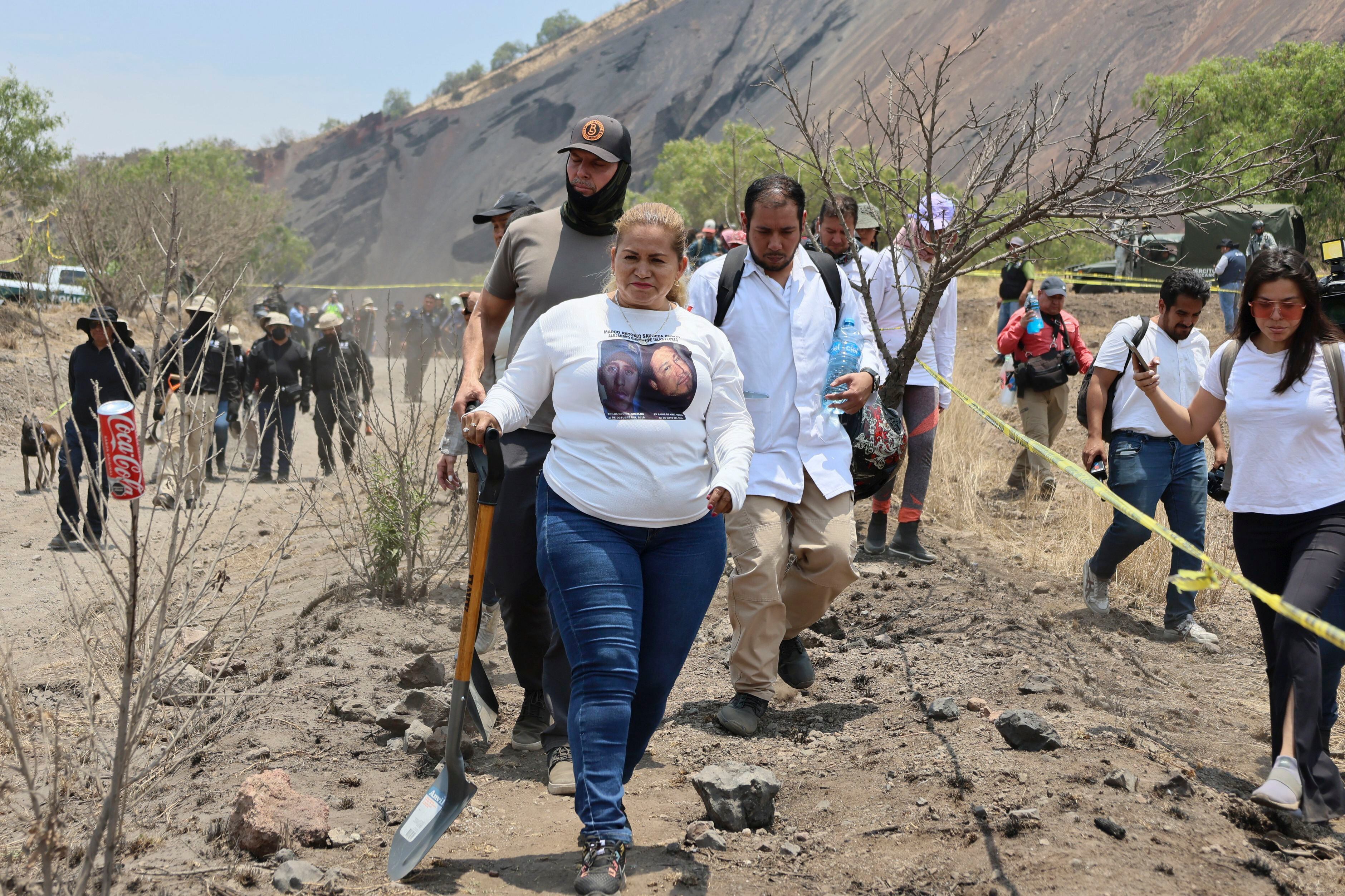 Ceci Flores expresó su firme compromiso con la búsqueda de desaparecidos. / (AP Foto/Ginnette Riquelme)