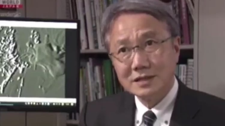 el presidente de la Asociación Japonesa de Enfermedades Infecciosas, Kazuiro Tateda, en el documental de la tevé nipona.