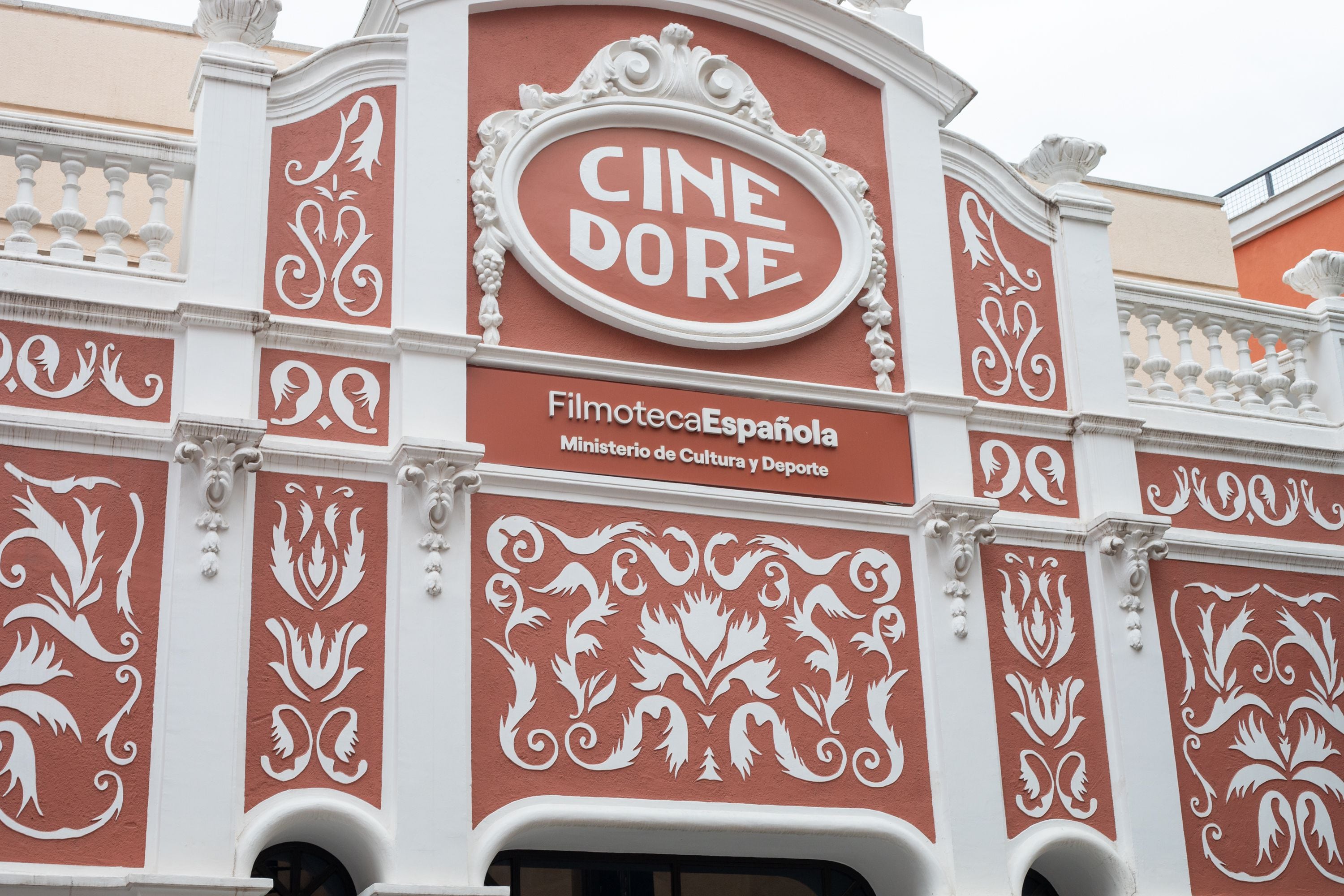 La fachada del Cine Doré (Helena Margarit Cortadellas)