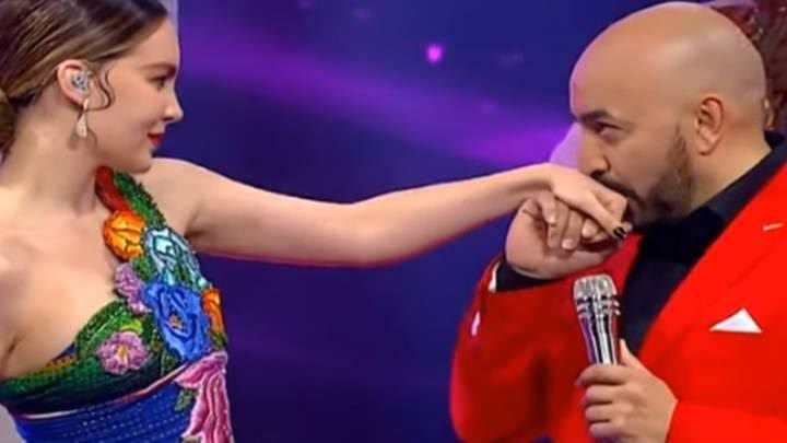 Lupillo Rivera y Belinda se conocieron durante las grabaciones de "La Voz México", poco después comenzaron su corto noviazgo (Foto: captura de pantalla de YouTube)