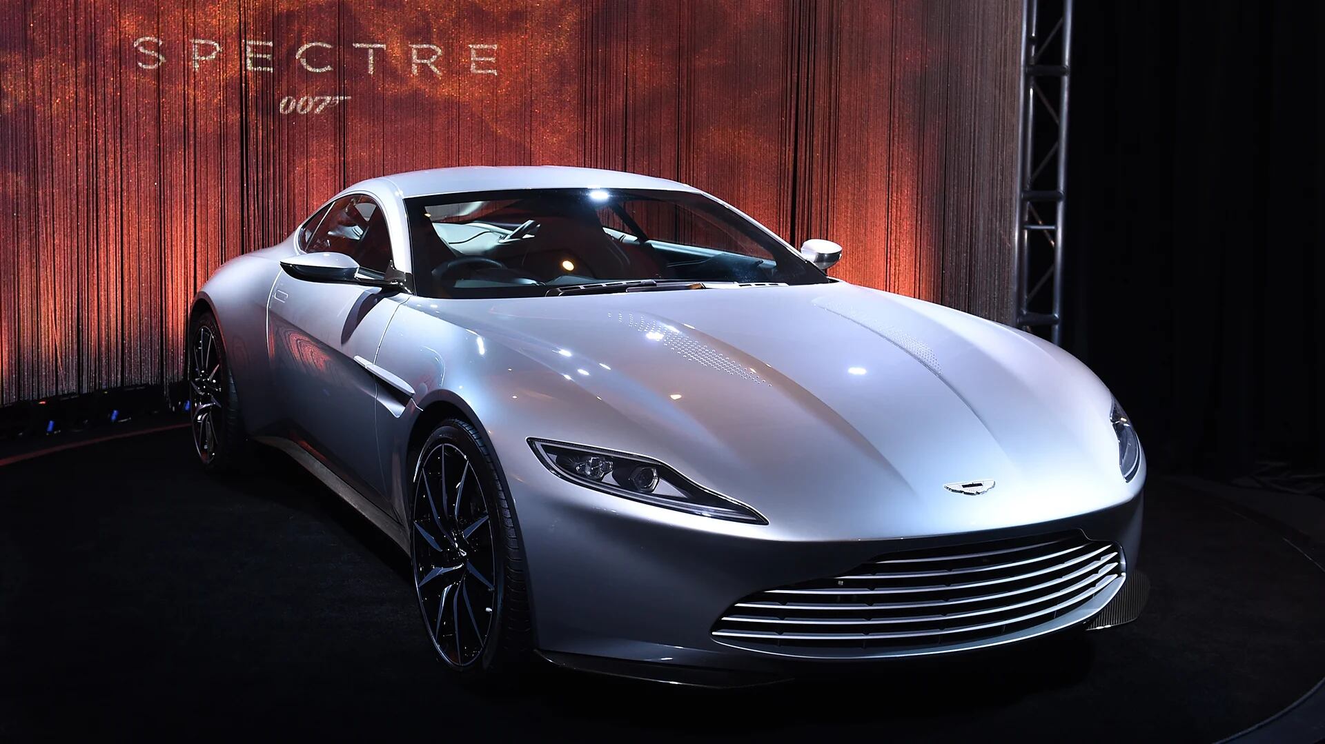 Aston Martin: La cúspide del lujo y la deportividad