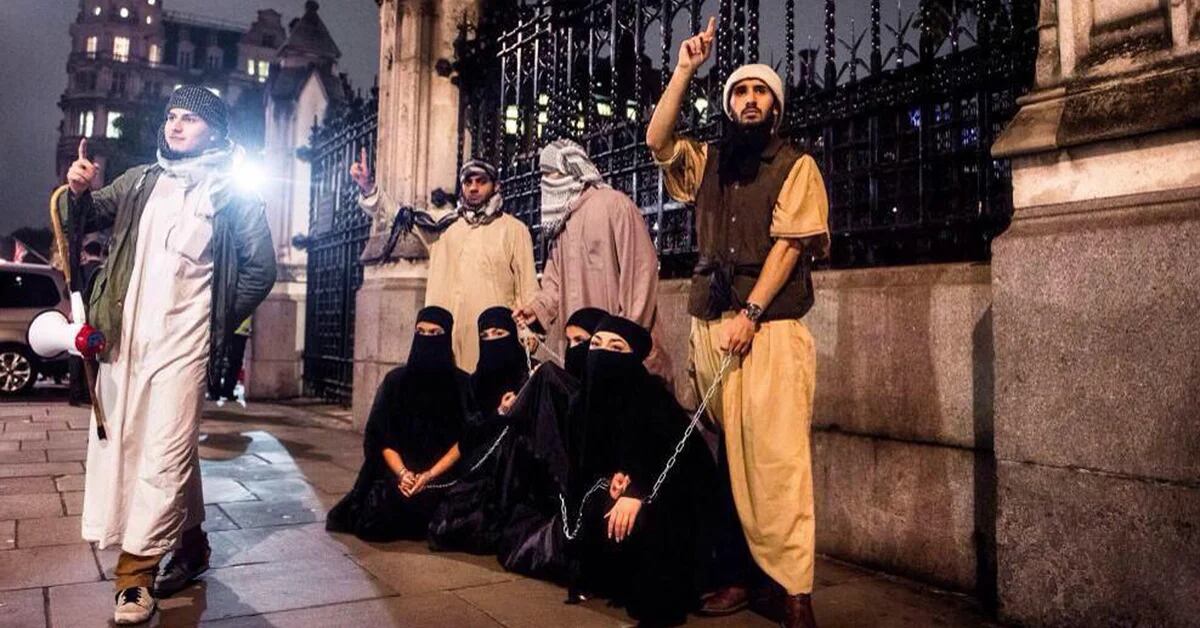 El Estado Islámico Ofrece Esclavas Sexuales A Sus Combatientes