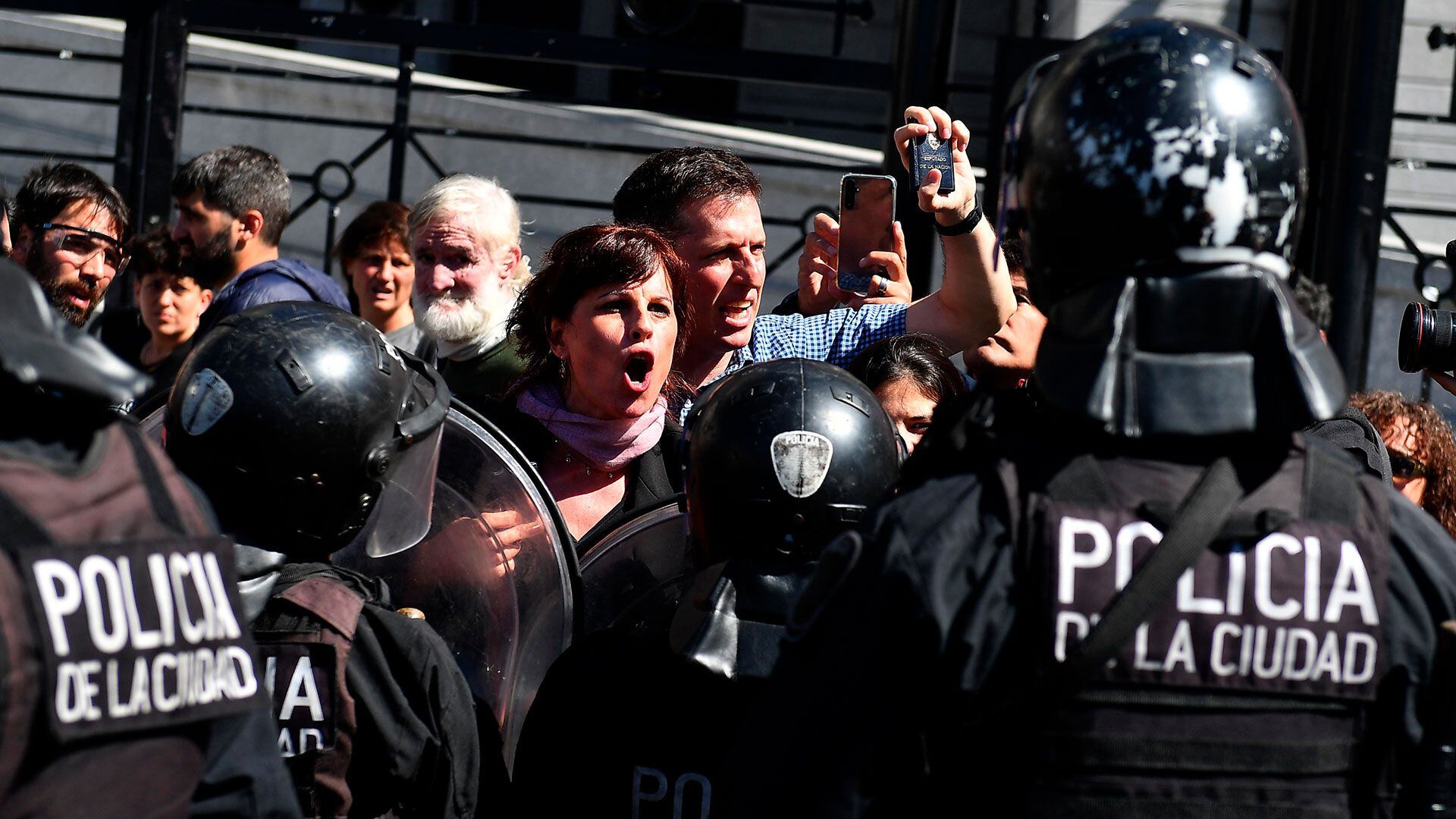 Marcha Docentes y Jubilados congreso portada