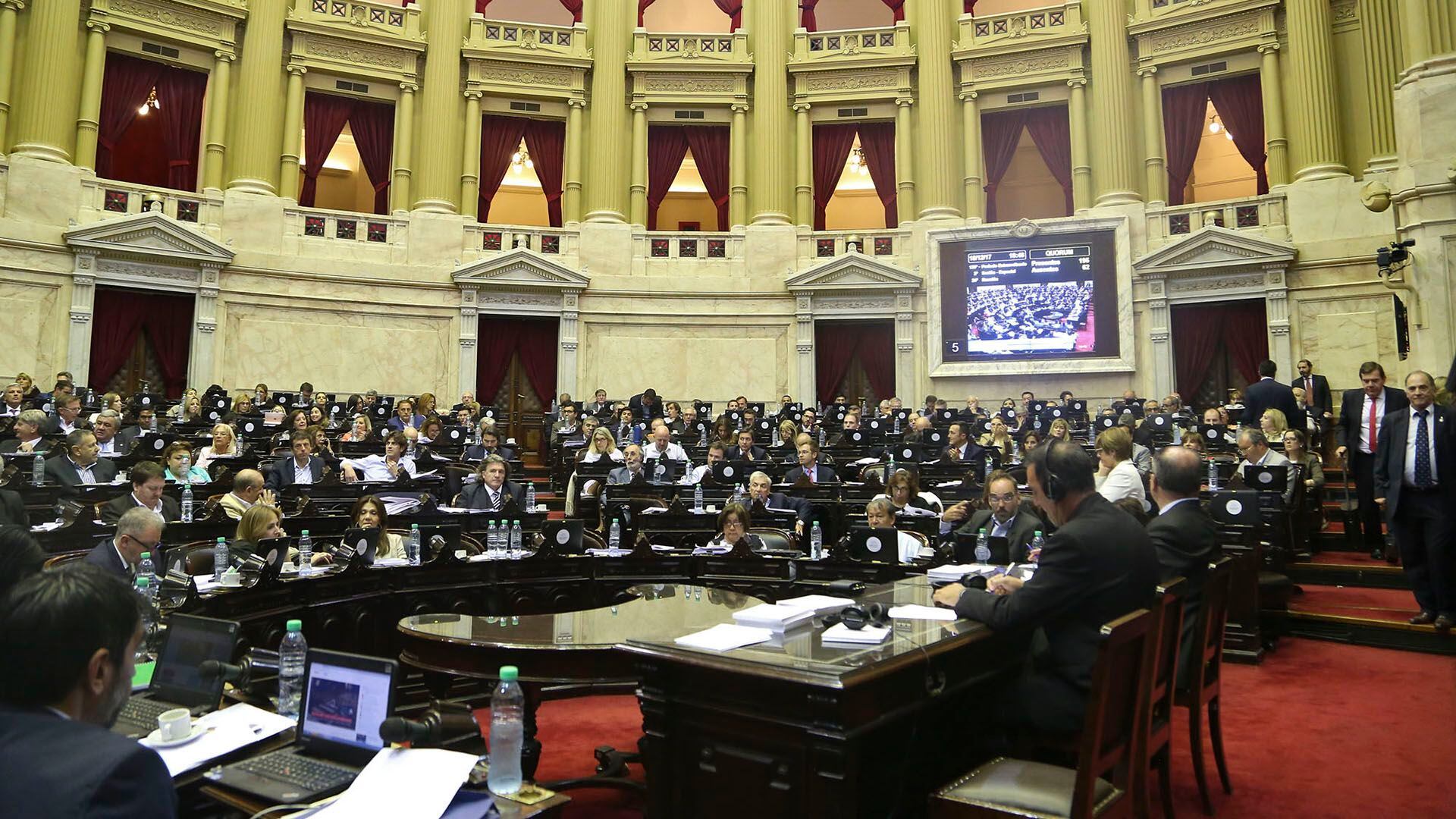 Diputados busca sesionar el próximo 23 de agosto 