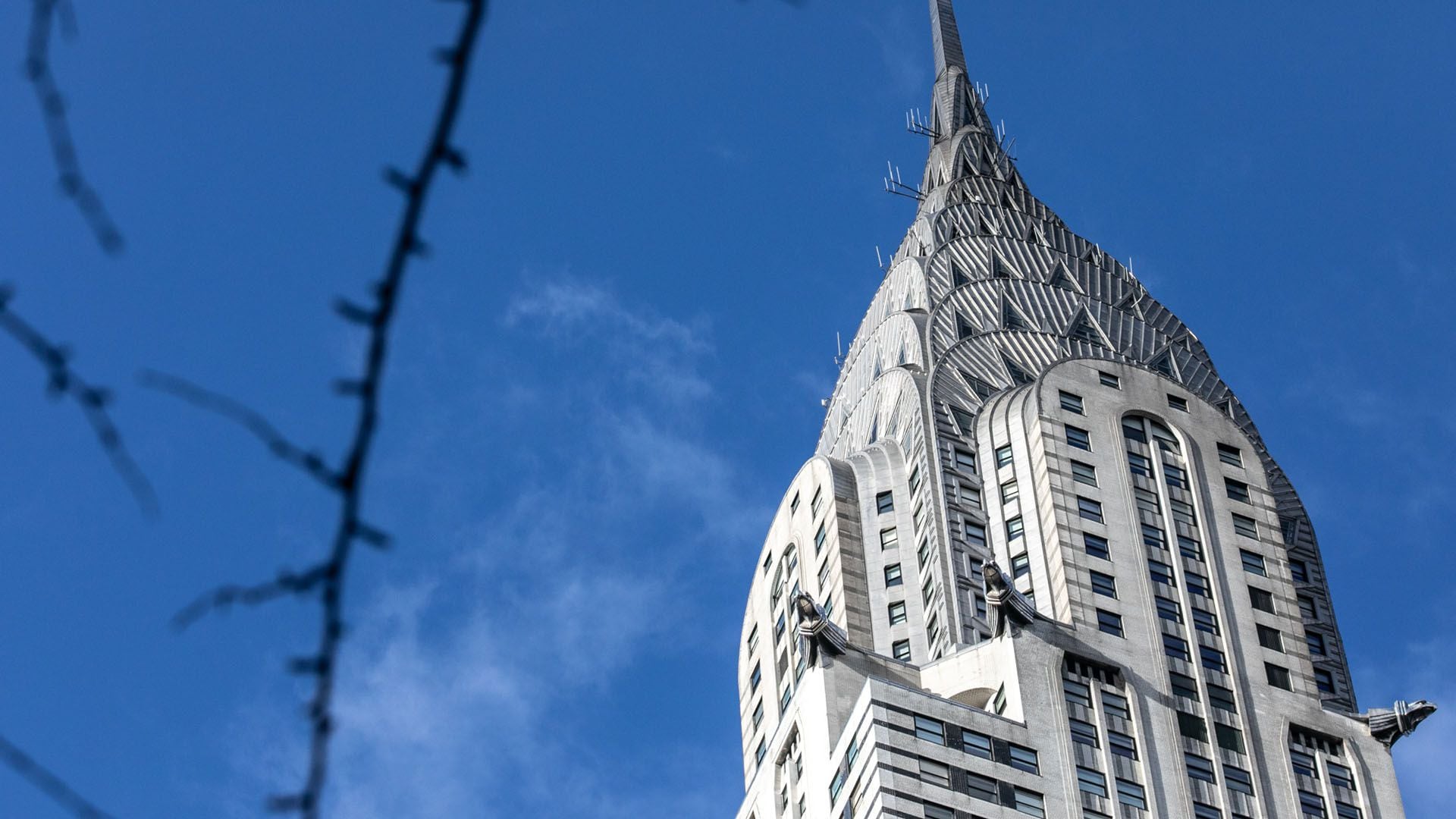 Remate del Edificio Chrysler en Nueva York cuya estructura se hizo en acero (Bloomberg)