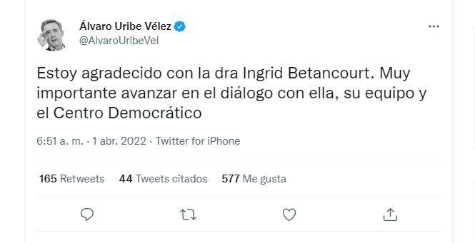 Ingrid Betancourt, offen für ein Bündnis mit dem Demokratischen Zentrum, angeführt von Álvaro Uribe.