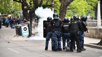 Los incidentes incluyeron choques con la policía (@LAVOZcomar)