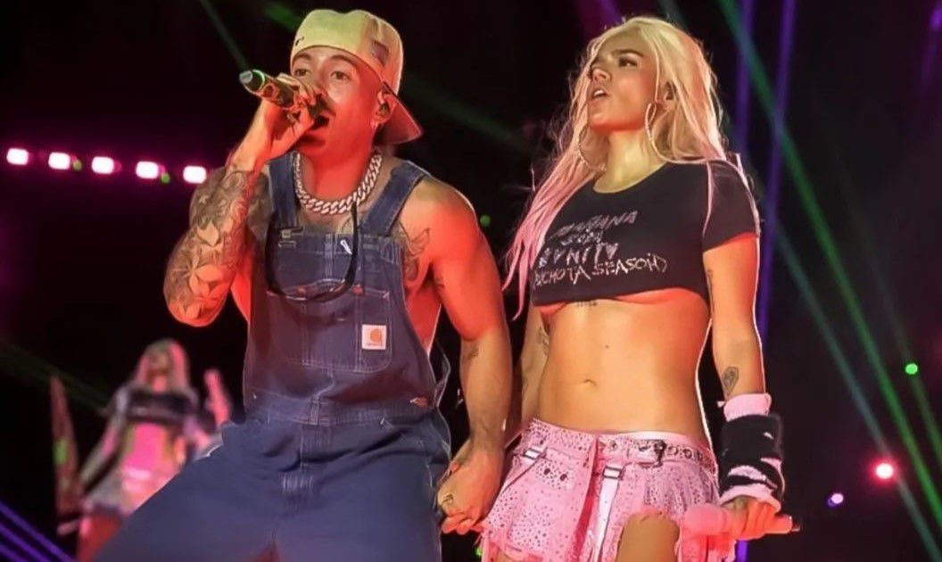 En pleno concierto, Feid le declaró a Karol G su amor: así reaccionaron la  cantante y el público - Infobae