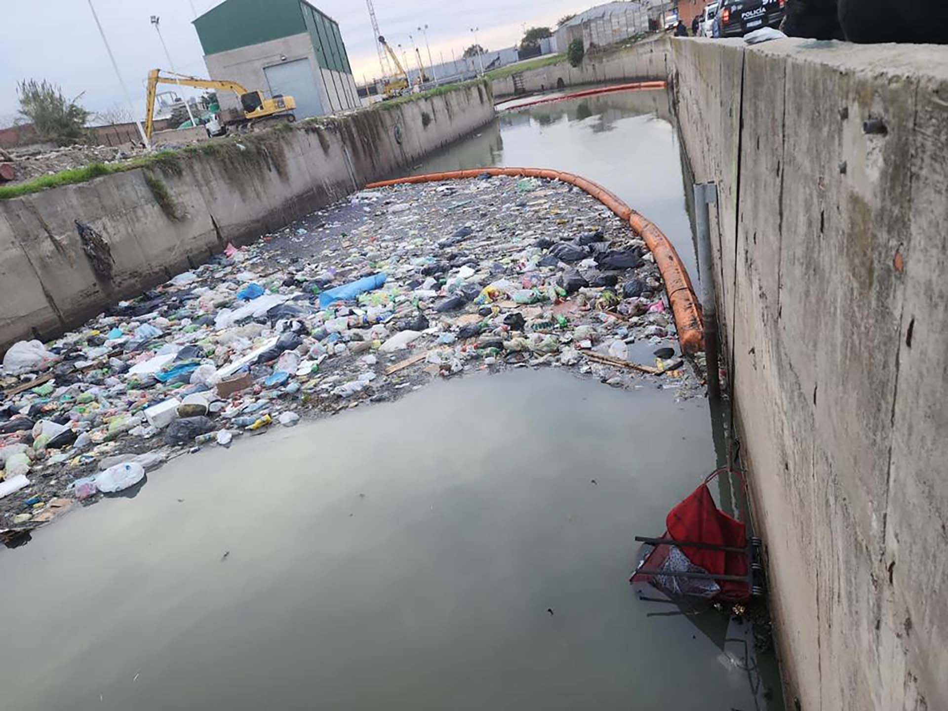 El cuerpo fue encontrado en medio de una gran cantidad de basura 