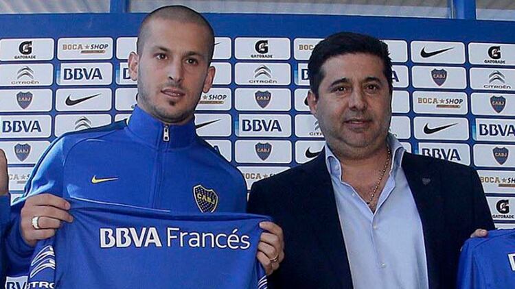 El presidente de Boca Daniel Angelici reconoció estar molesto por la partida de Benedetto a Francia (Foto: NA)