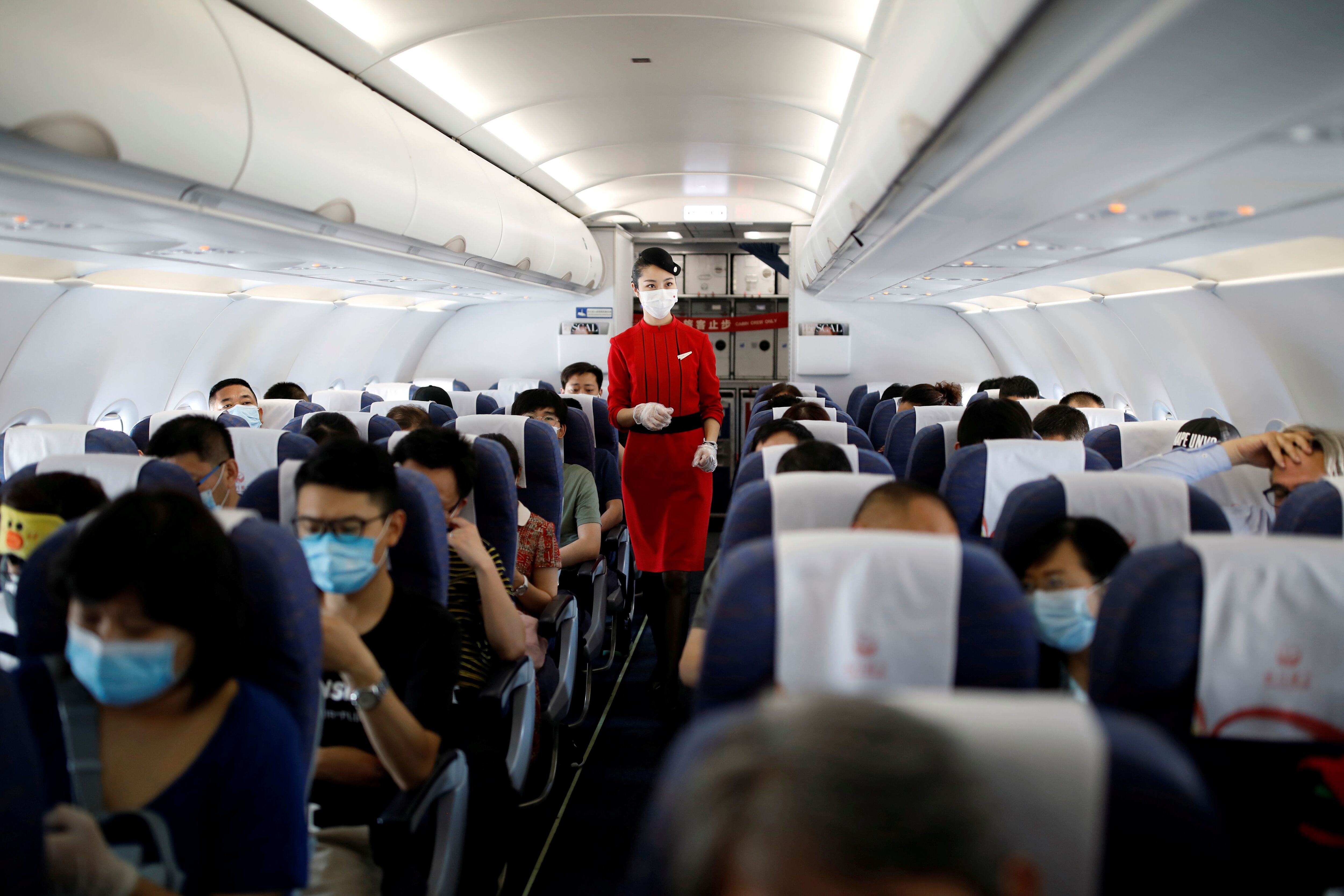 airlines not requiring masks