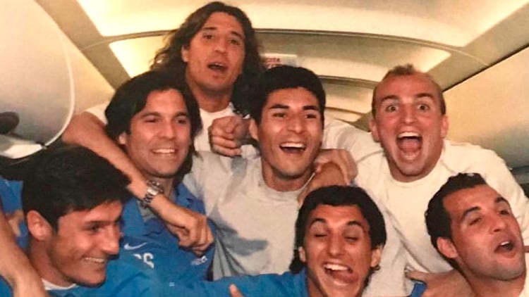 Javier Zanetti, Santiago Solari, Hernán Crespo, Esteban Cambiasso, Julio Cruz, Mariano González y Nicolás Burdisso, los argentinos del Inter (@juliocruz_9)