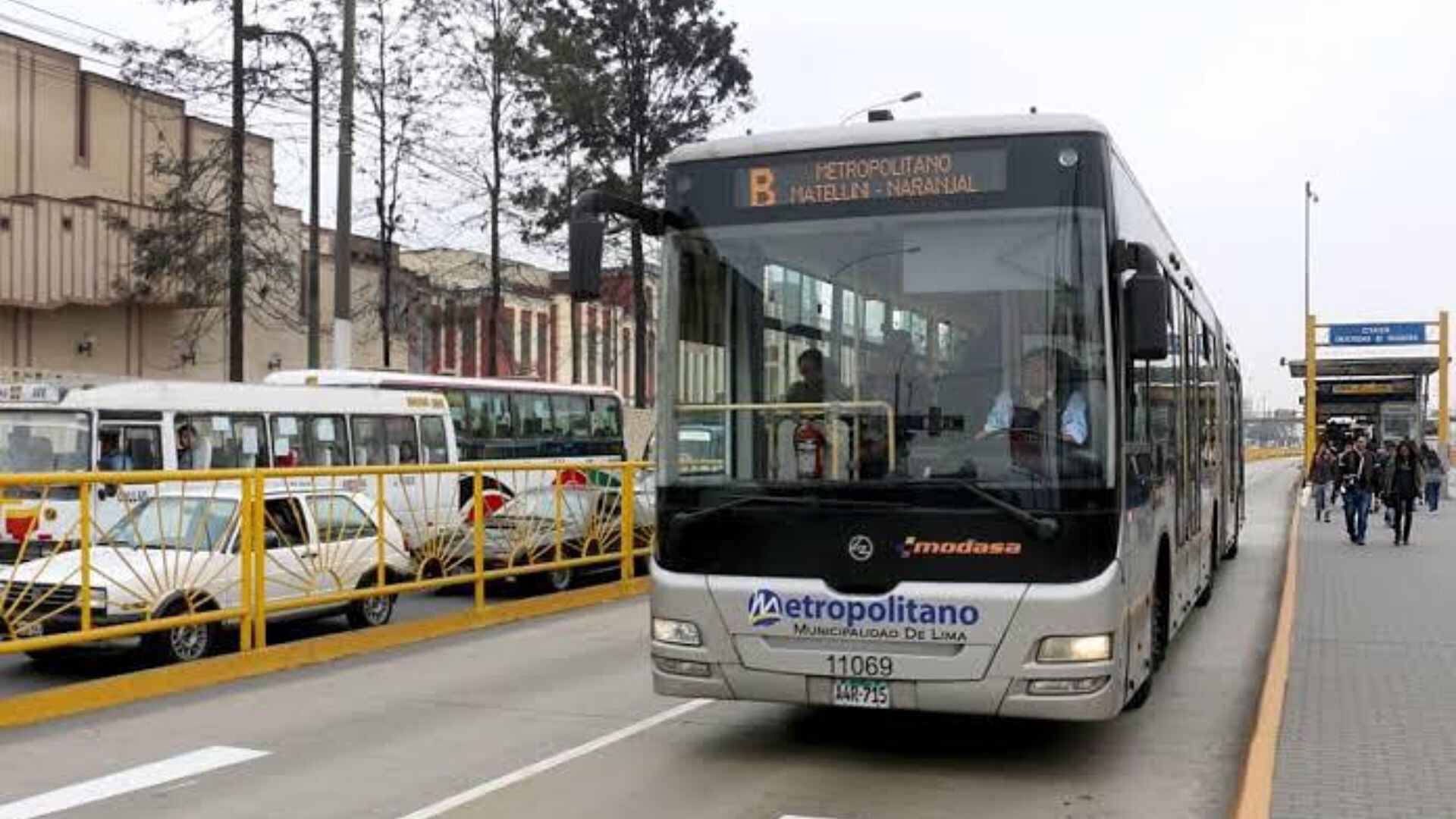 Horarios y rutas del Metropolitano durante protestas en Lima.