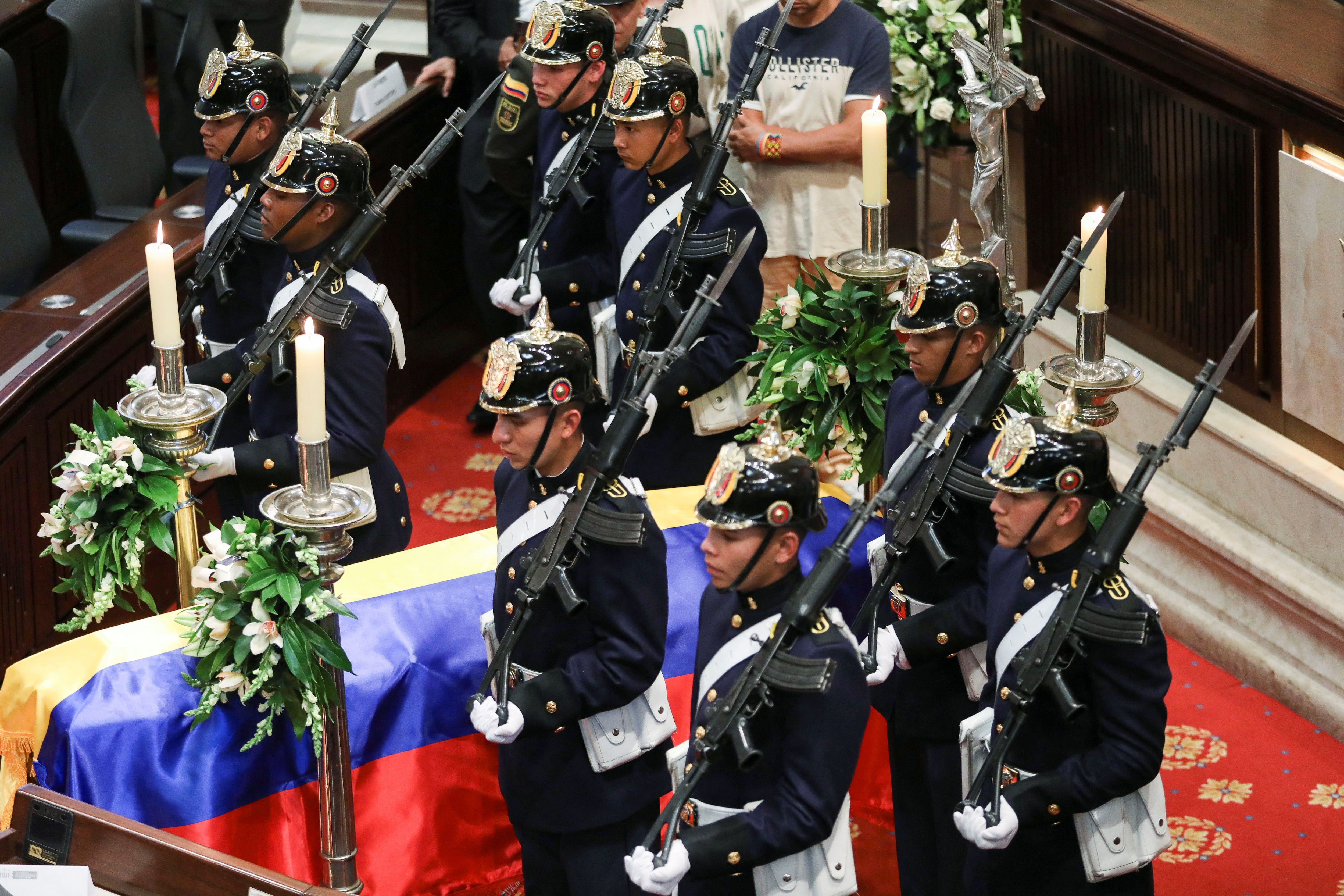 El Capitolio Nacional fue epicentro de las honras fúnebres del maestro Fernando Botero, que falleció a los 91 años - crédito Luisa González/REUTERS