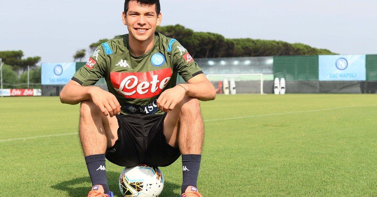 Così il Napoli si è congratulato con Chucky Lozano per l’indipendenza del Messico