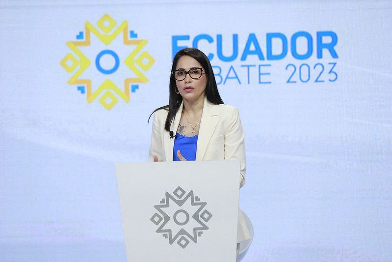 González habló de la desdolarización y defendió lo dicho en el Grupo de Puebla.