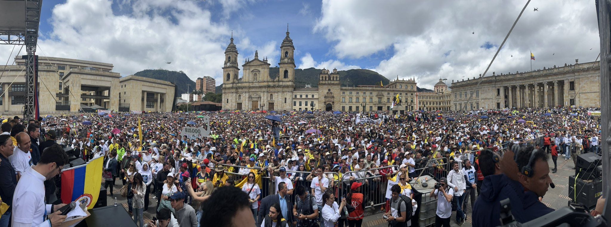 La jornada de 'La Marcha de la Mayoría' contra el Gobierno de Gustavo Petro transcurrió con normalidad y fue multitudinaria.