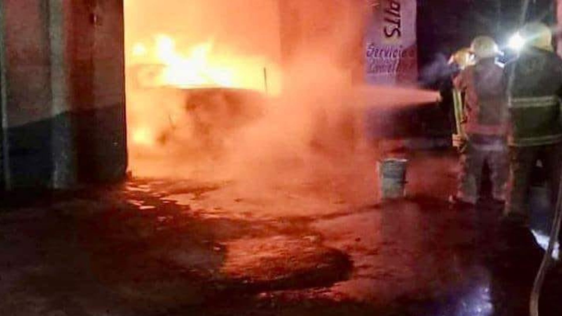 Central De Abasto De Toluca Incendio Provocado Por Grupo Armado Deja Al Menos 9 Muertos Video 1313