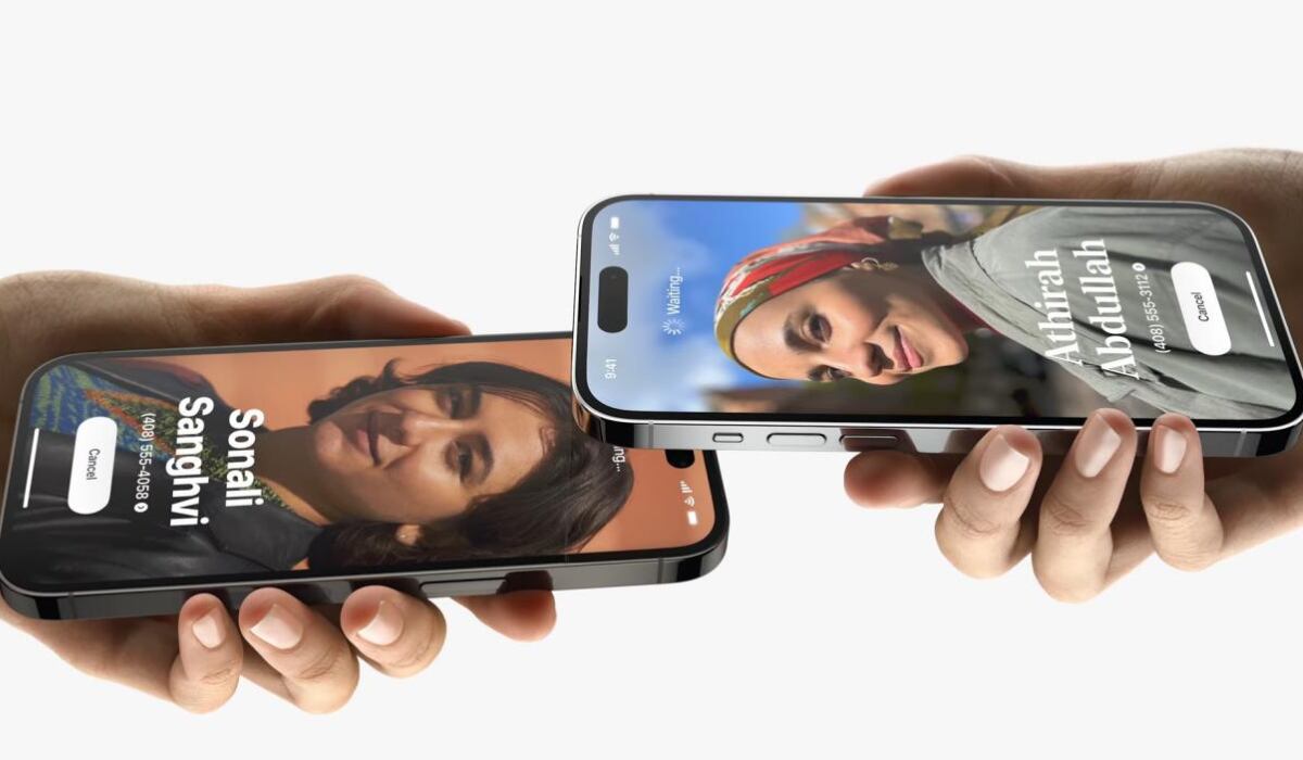 Intercambio de datos en un instante gracias a la función para compartir contactos de iOS 17, NameDrop. (Apple)
