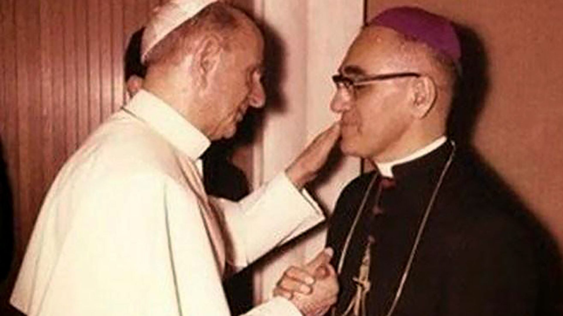 El Papa Pablo VI y Monseñor Óscar Romero