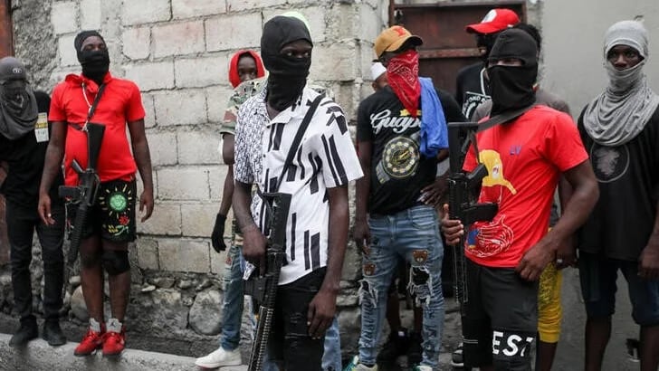 Foto de archivo de integrantes de una banda armada en una protesta contra el gobierno de Haití en Puerto Príncipe 
 Sept 19, 2023. REUTERS/Ralph Tedy Erol