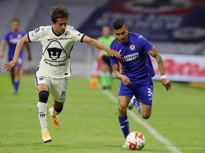 La otra clave incluyó a Cruz Azul y Pumas, quienes sacaron a Tigresa y Pachuka respectivamente (Foto: Henry Romero / Reuters)