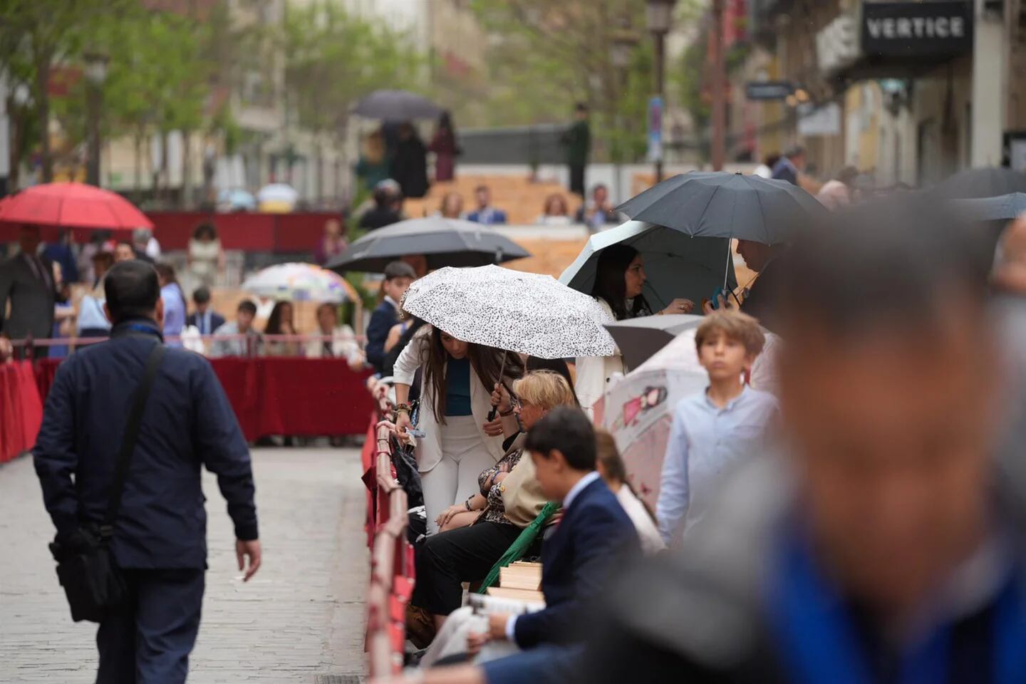 Las lluvias continuarán hasta el Lunes de Pascua y habrá altibajos en