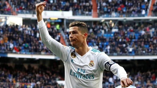 Cristiano Ronaldo mantiene viva la ilusión del Real Madrid a fuerza de goles (Reuters)