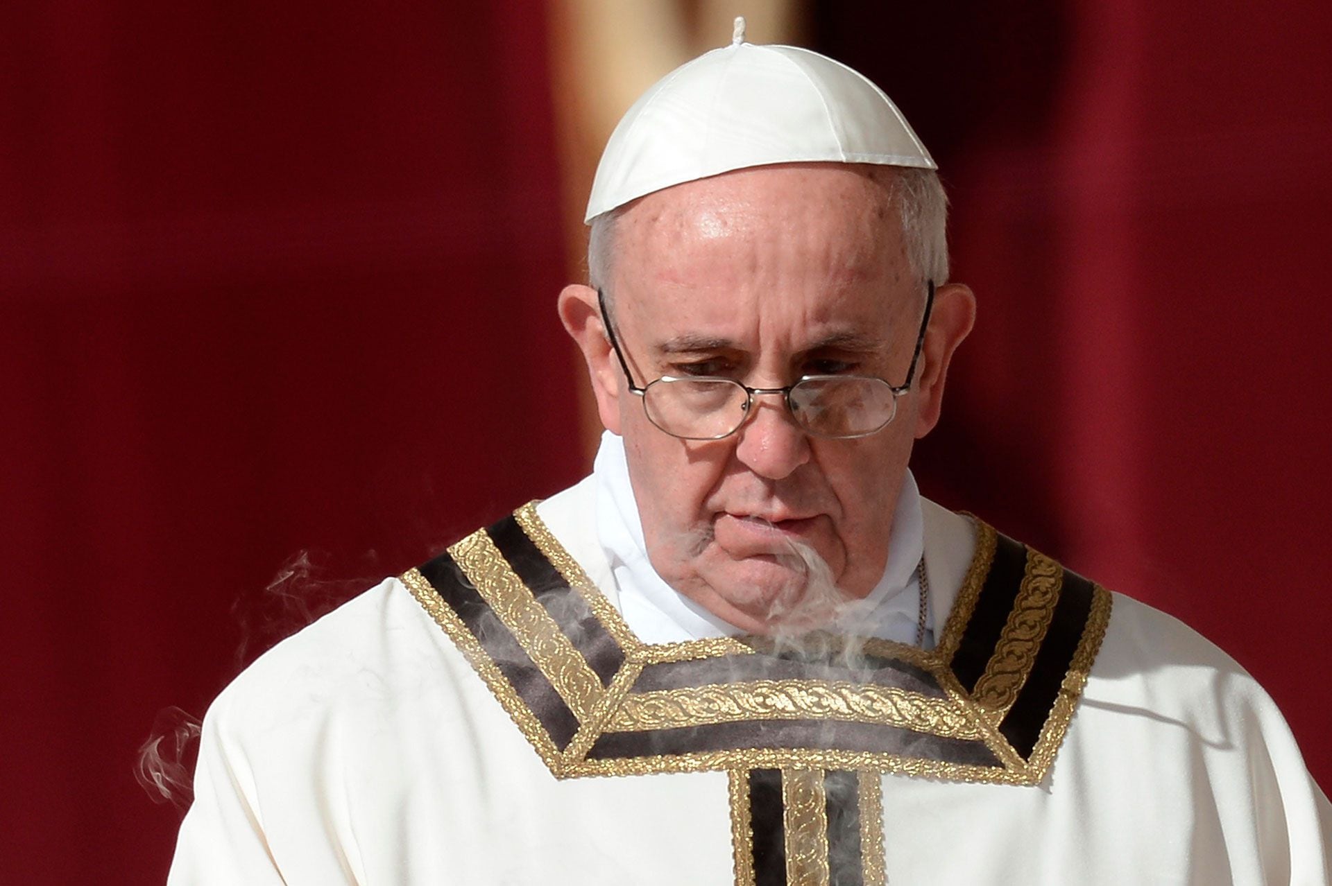 Francisco ordenó la apertura de los archivos vaticanos del pontificado de Pío XII y defendió el accionar de su predecesor (archivo: el Papa durante la misa de inauguración de su pontificado en la Plaza de San Pedro el 19 de marzo de 2013 (AFP PHOTO / FILIPPO MONTEFORTE)