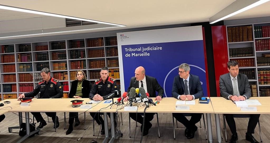 Los Mossos d'Esquadra y de la Policía y la Fiscalía francesa informan de una operación contra la mafia marsellesa