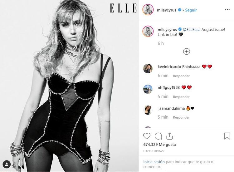 La cantante de 26 aÃ±os es la portada de agosto de la revista Elle. (Foto: Instagram)