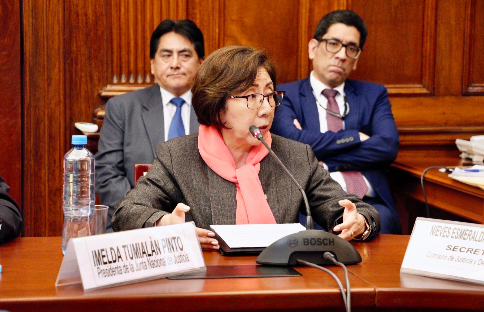 Imelda Tumialán, presidenta de la JNJ, se presentó en la Comisión de Justicia.