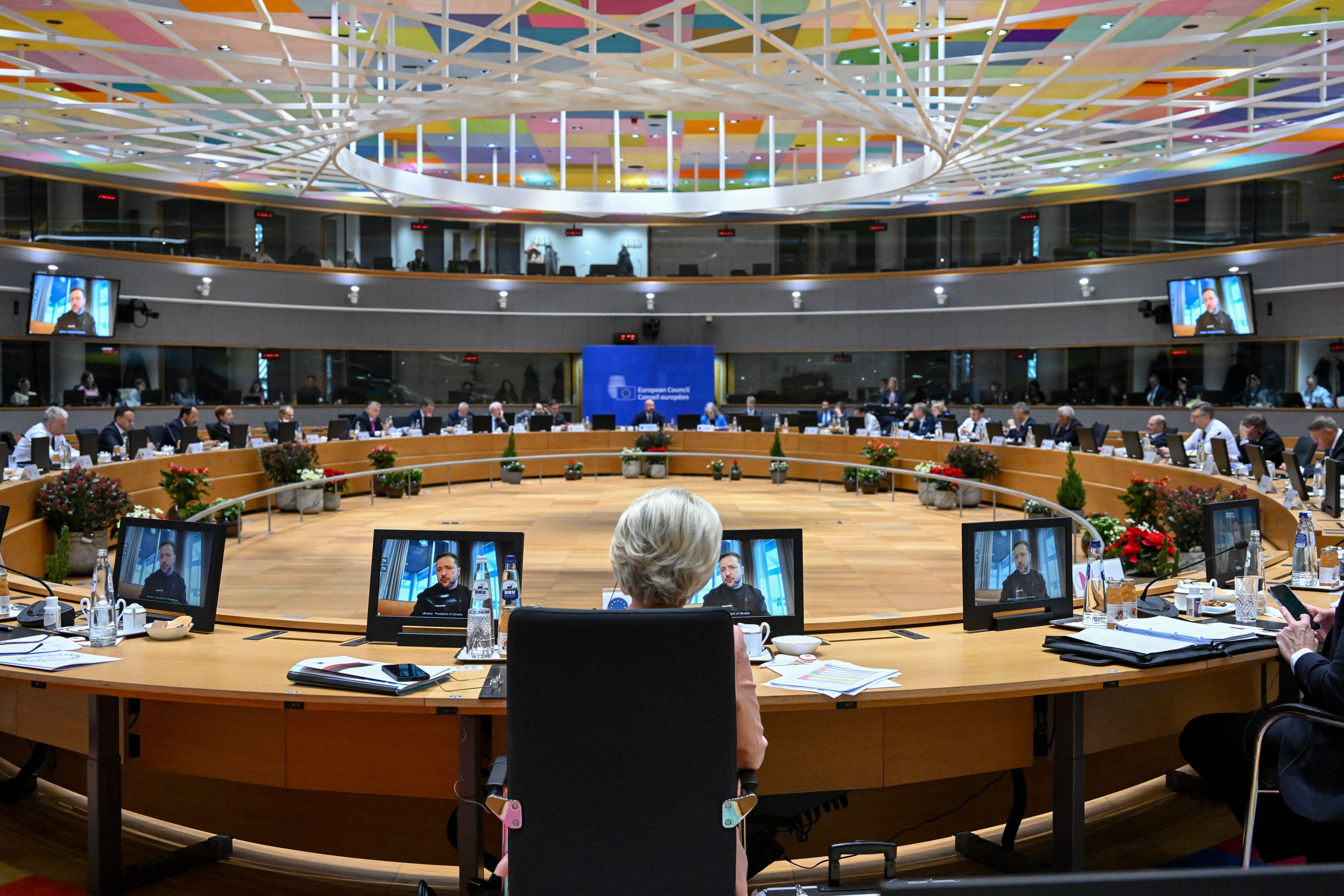 El presidente ucraniano, Volodymyr Zelensky, habla durante una videoconferencia en la Cumbre de la UE (Europa Press)