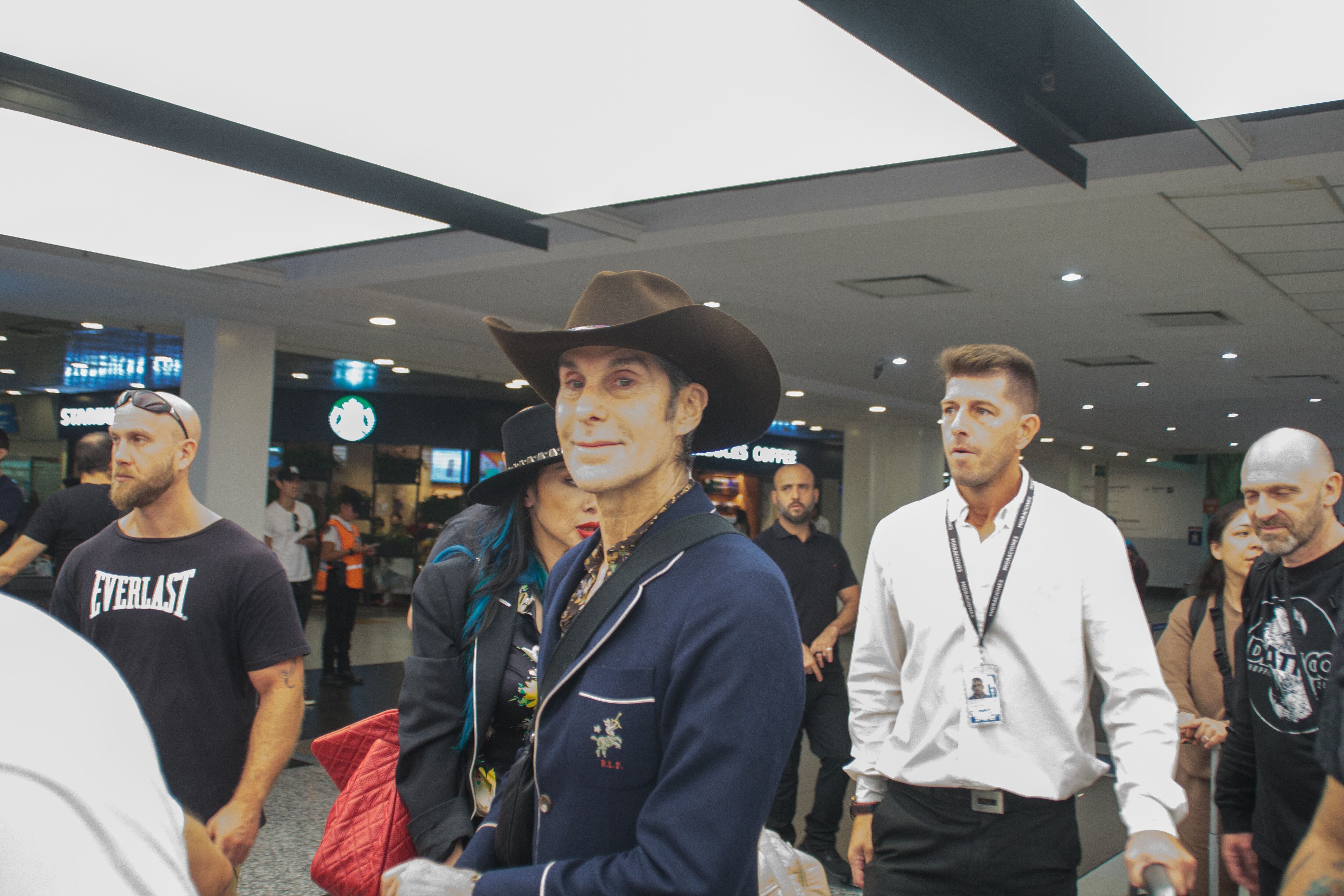 Bzrp y Skrillex arribaron al aeropuerto Ezeiza