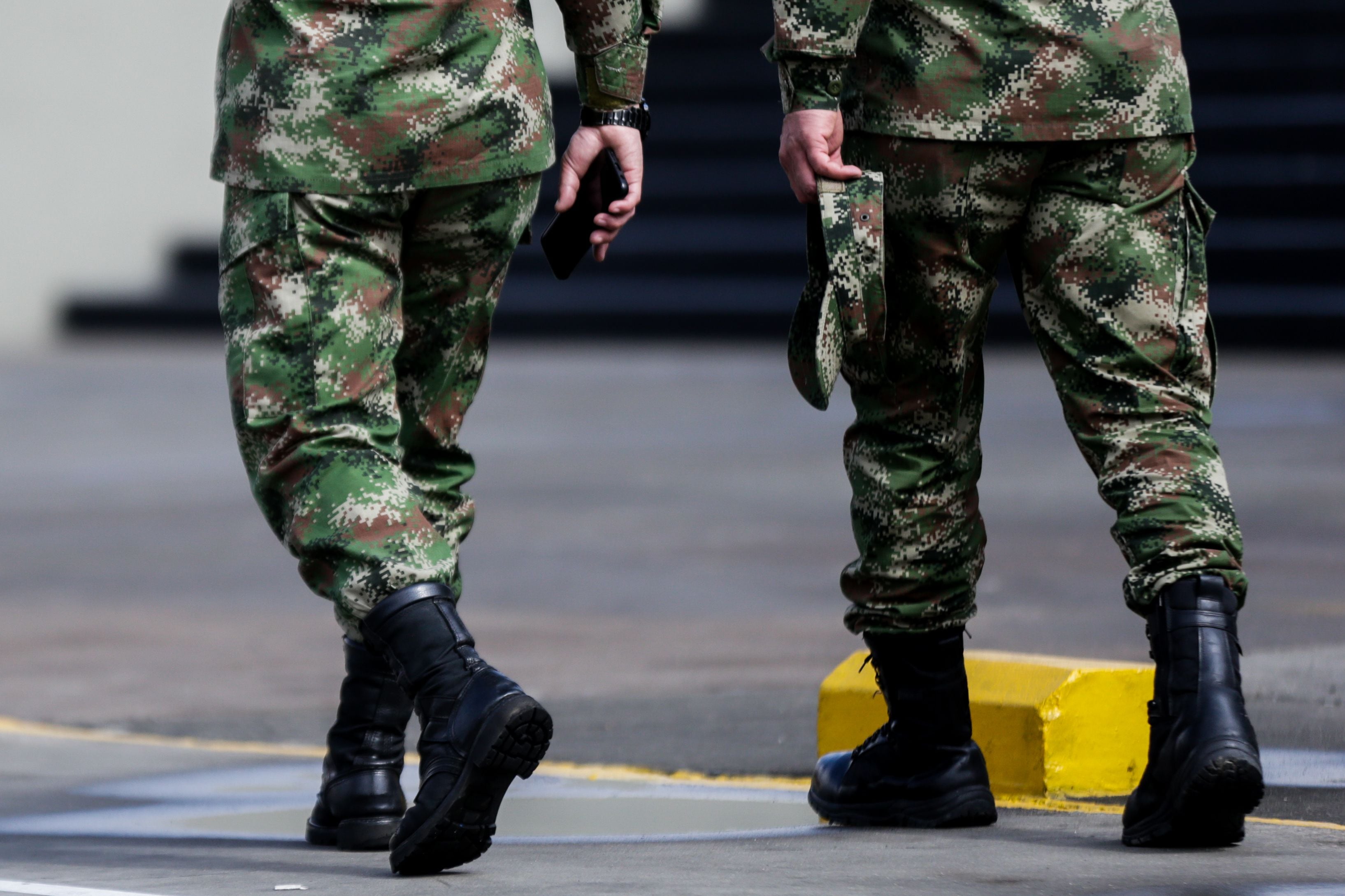 Ejército Nacional investiga a un soldado por abusar sexualmente de una  menor en Guaviare - Infobae