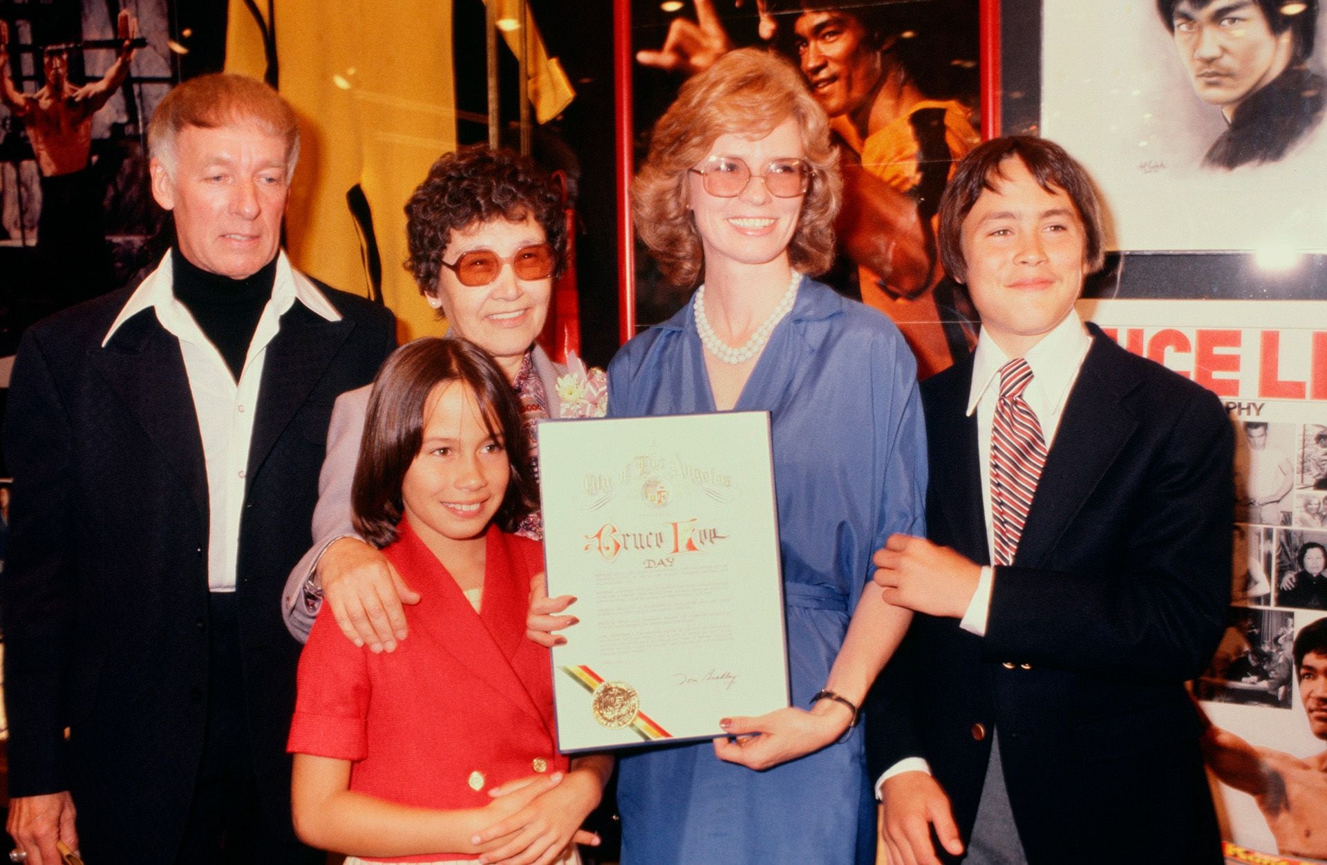Linda Lee Caldwell y los hijos de Bruce Lee, Brandon y Shannon Crédito: Getty