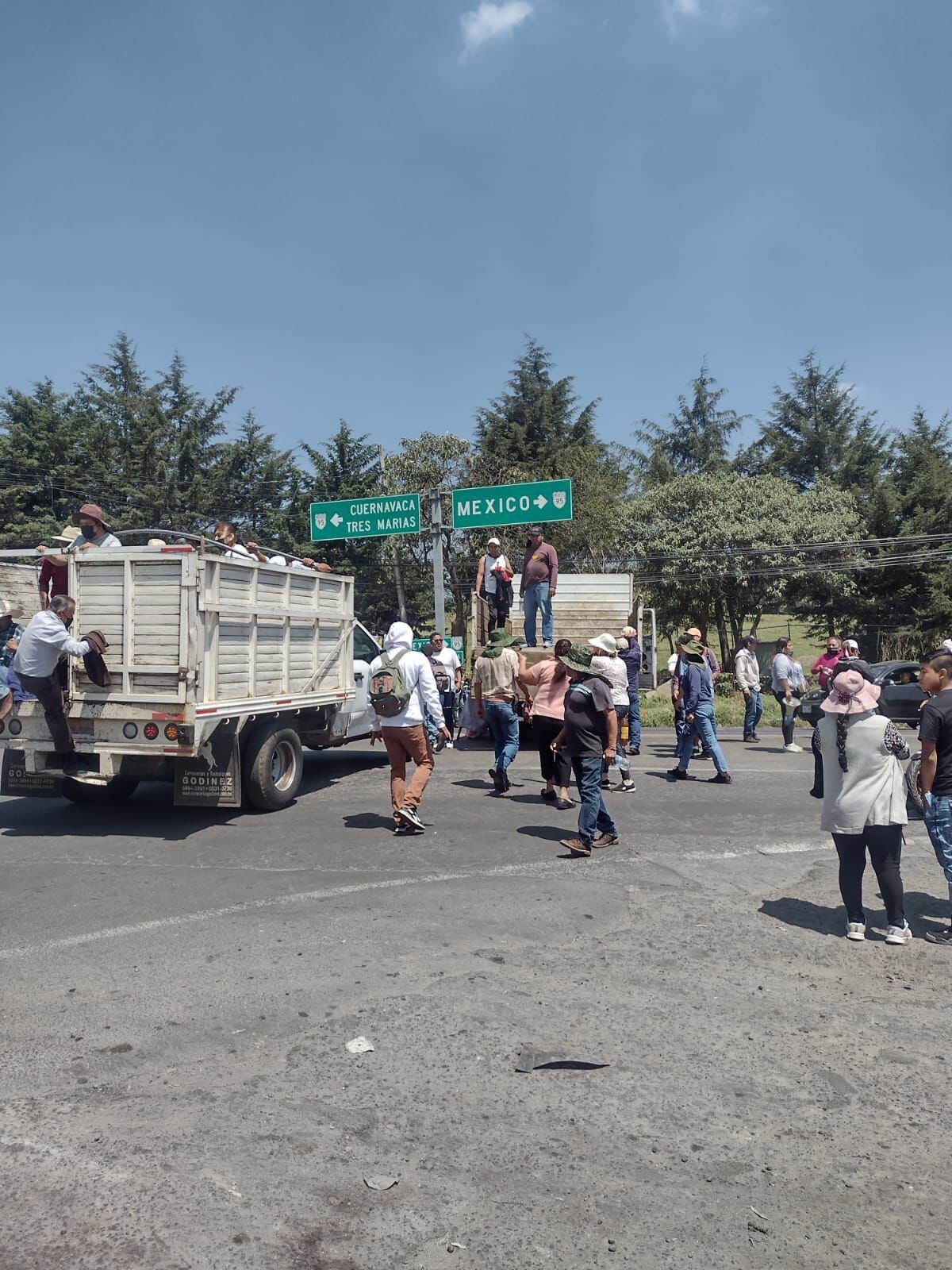 Bloqueo carretera México-Cuernavaca