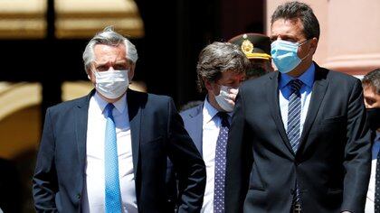 El jueves, Massa se reunió con el presidente y miembros clave de Frendo de Todos para resolver el problema de Paso (Archivo de fotos REUTERS / Agustin Marcarian)