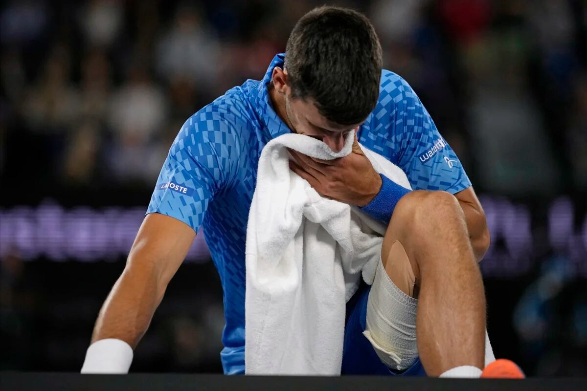 Djokovic Sufre Con Su Pierna Izquierda En Australia Infobae 7541