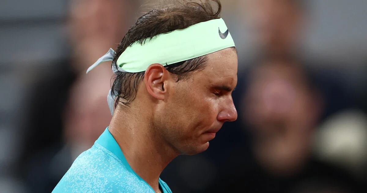 Storica sconfitta di Nadal al Roland Garros: ha perso contro Zverev in tre set ed è stato eliminato per la prima volta nel turno d’esordio