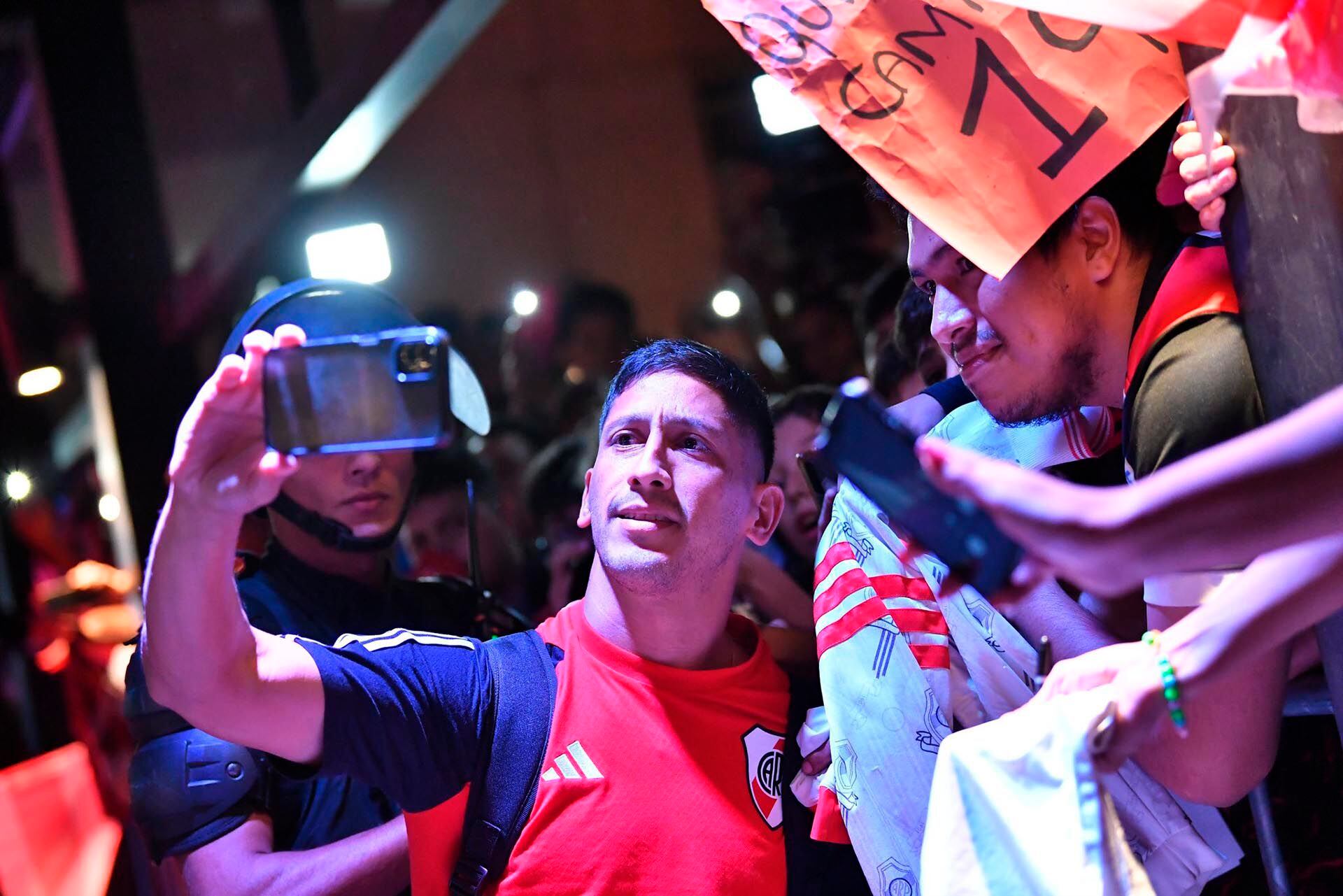 Bienvenida River Plate en Tucumán