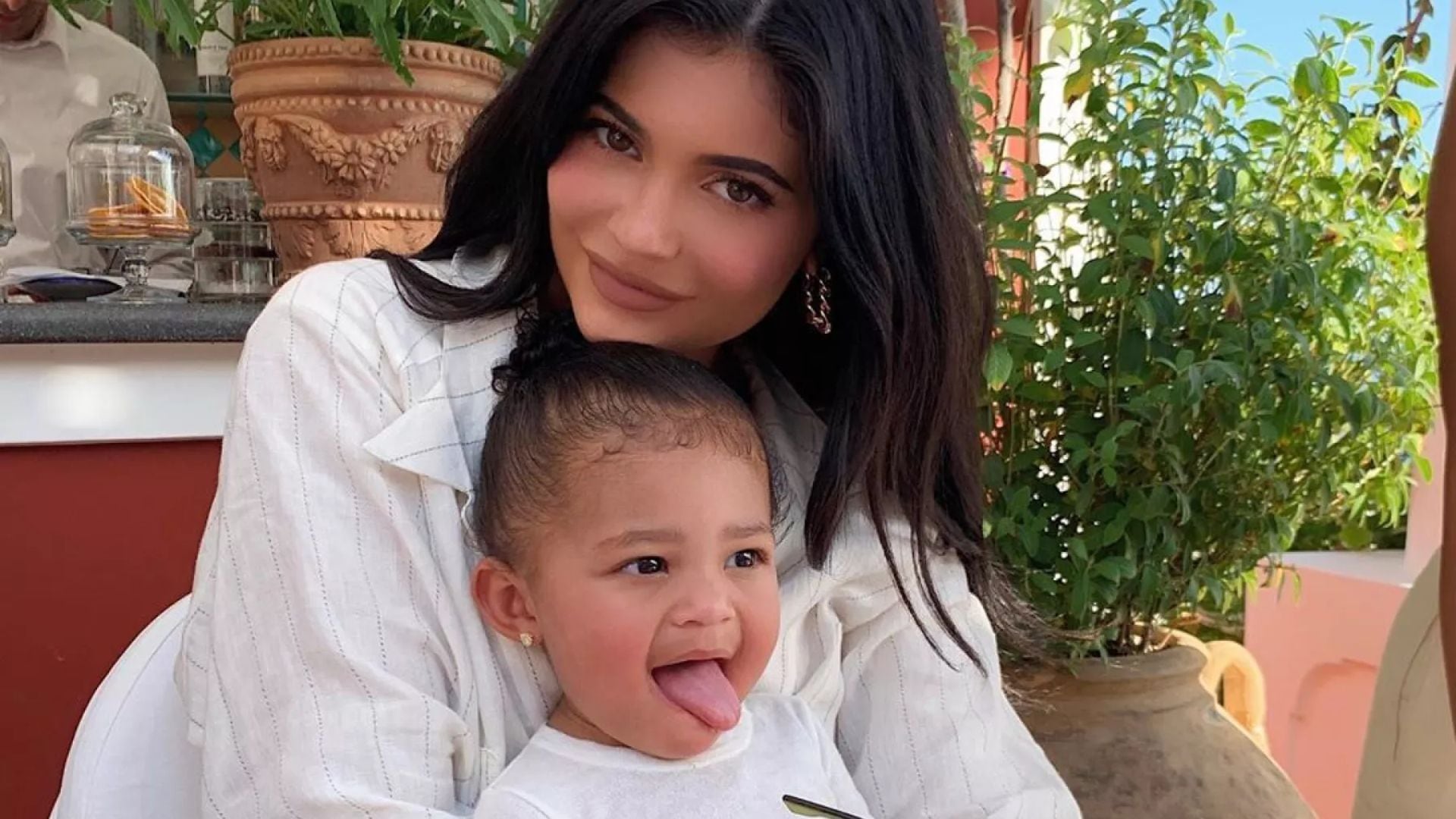 Kylie Jenner Graba Video Tiktok Con Su Hija Stormi Y Logra Que Millones