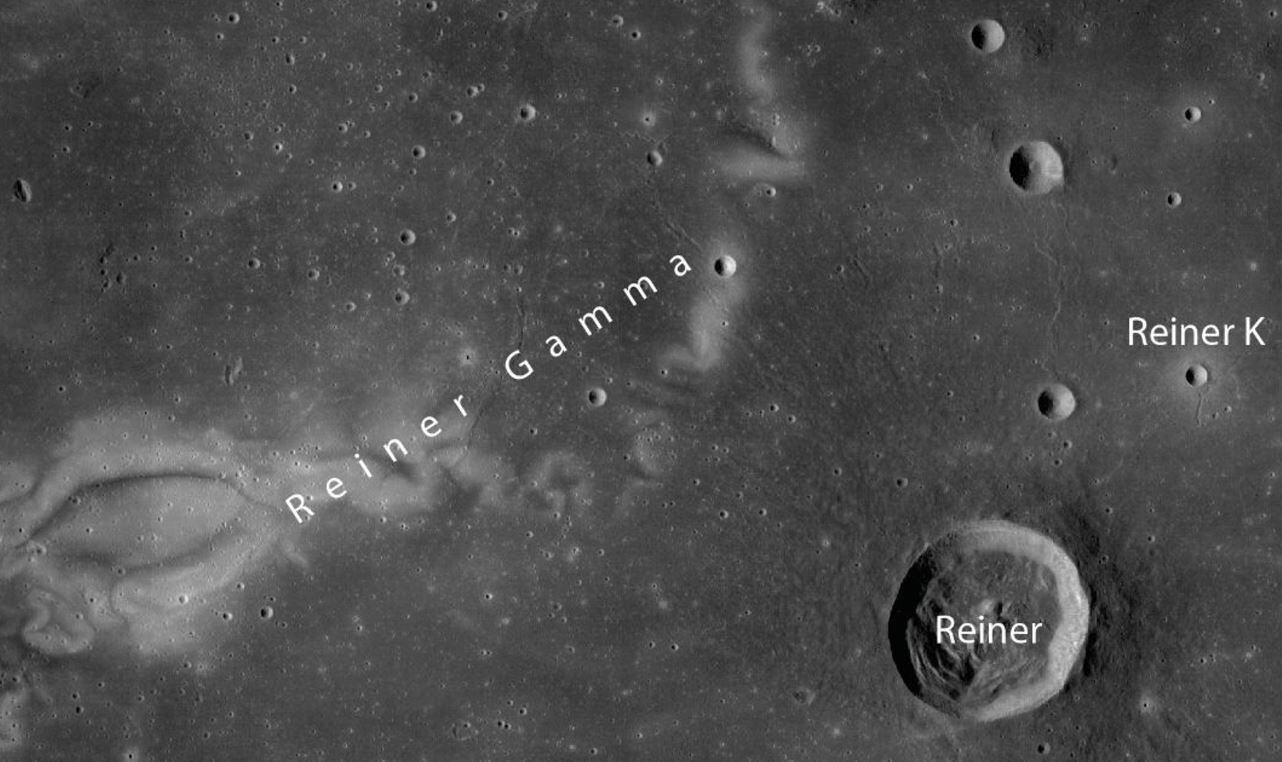 19/01/2024 Las rocas de un metro de altura descubiertas en el trabajo se encuentran cerca del cráter Reiner K, en la región "Reiner Gamma", que presenta una anomalía magnética. POLITICA INVESTIGACIÓN Y TECNOLOGÍA NASA LRO/NAC 