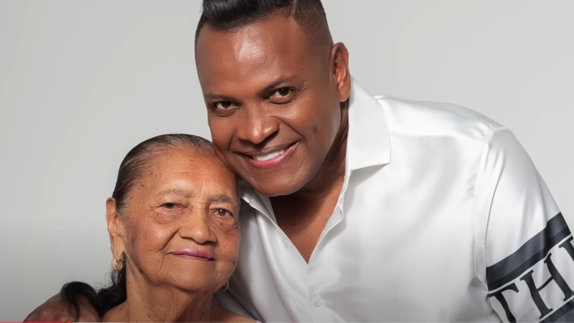 Omar Geles y su mamá Hilda