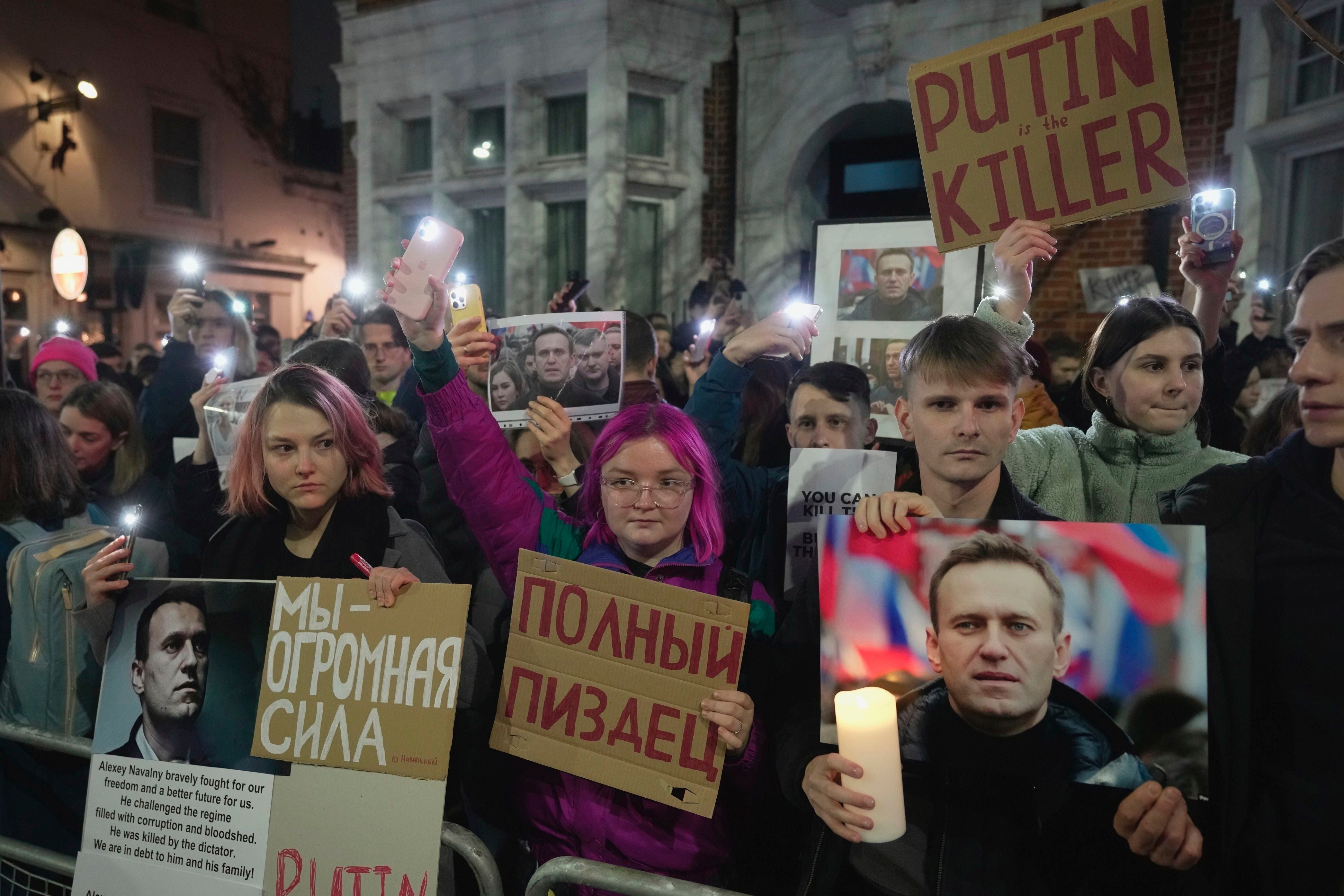 La Policía rusa detuvo a más de 230 personas en las manifestaciones por la  muerte de Alexei Navalny - Infobae