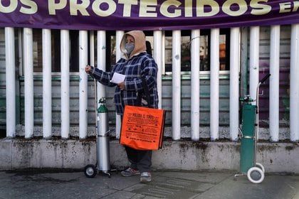 La Ciudad de México se ubica como la entidad con más fallecimientos acumulados por COVID-19, con 26,762 (Foto: Reuters / Toya Sarno Jordan)