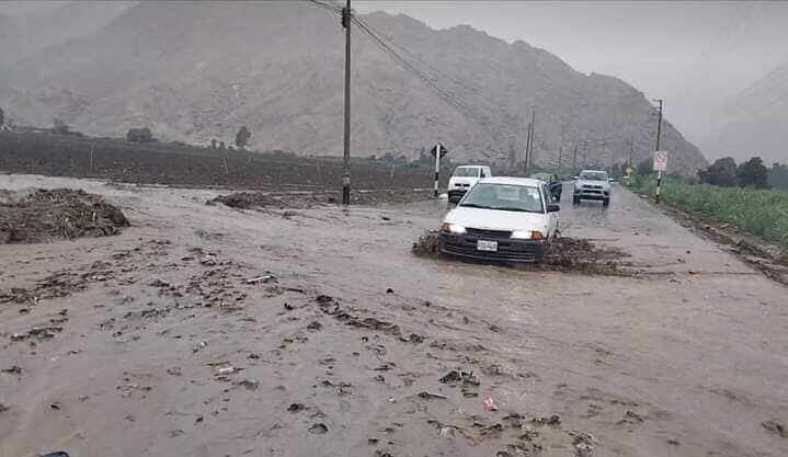 Damnificados por huaico en Huaura - Lima