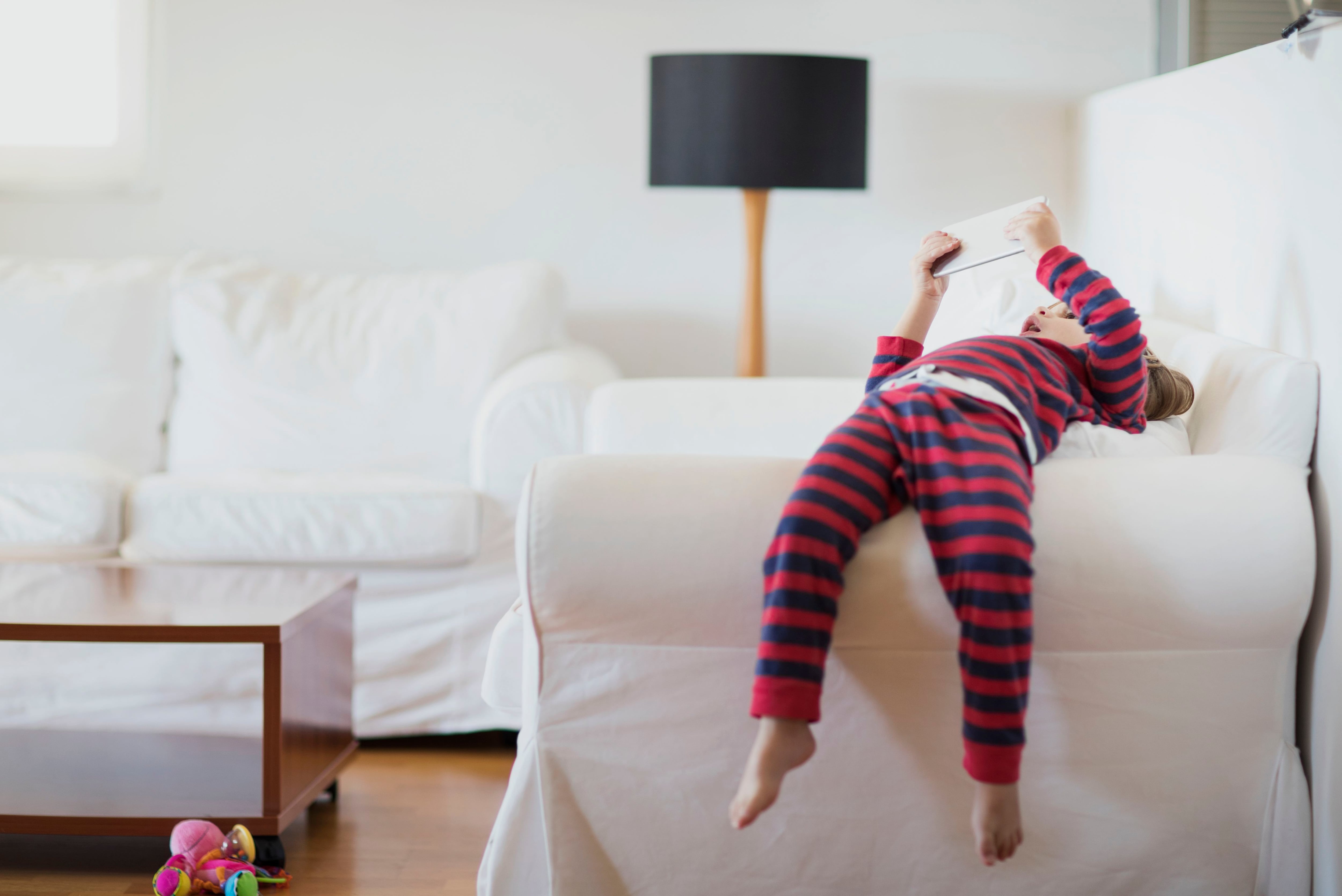 El uso de pantallas en la primera infancia trae aparejados problemas en la adquisición del lenguaje (Getty)